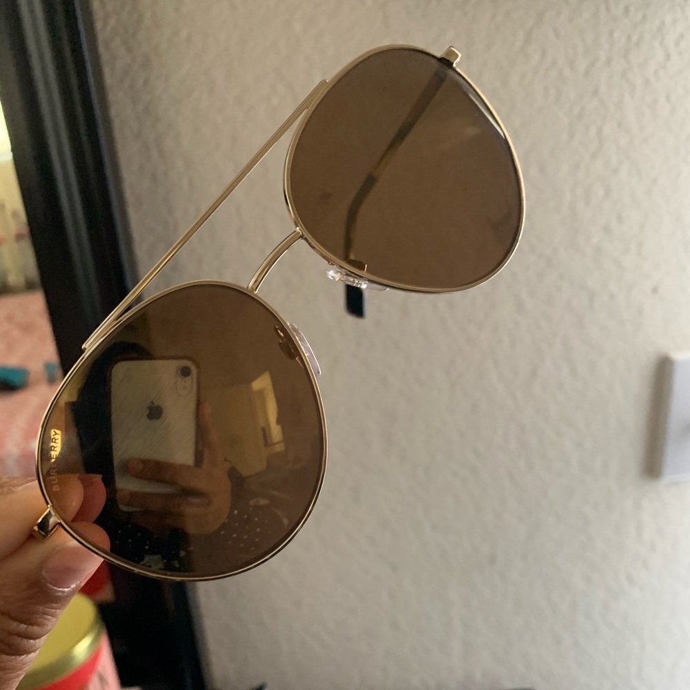 Burberry Original Sunglasses 🕶 - Picture 3 of 15